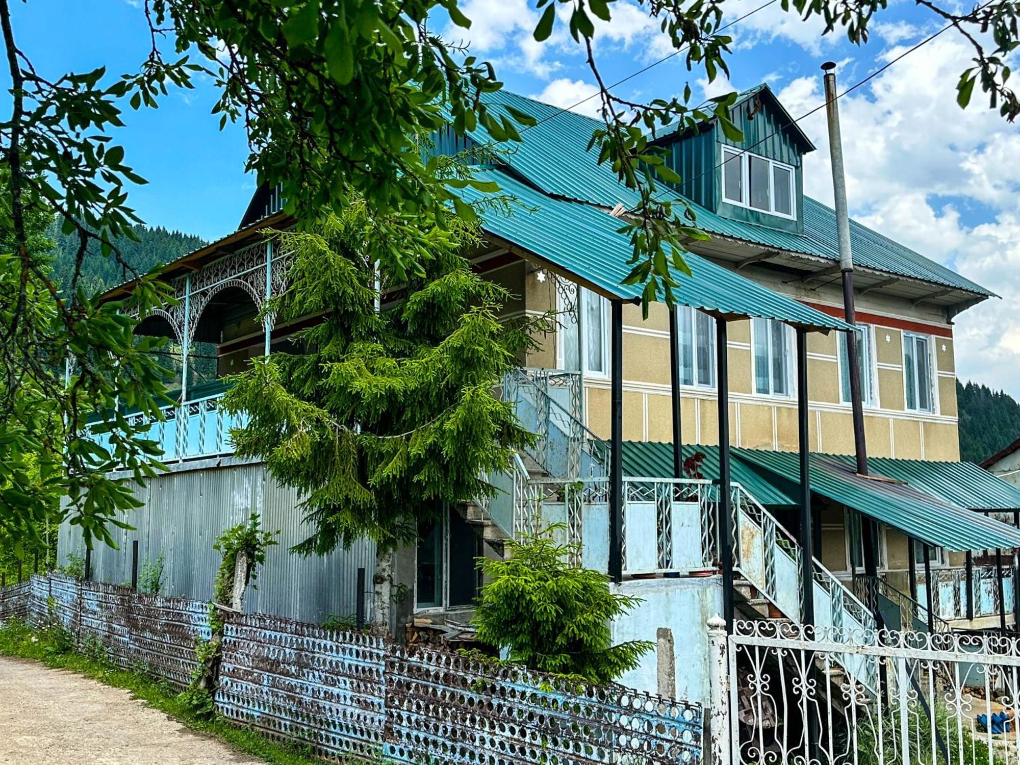 Armazi Hotel Khulo Exterior photo